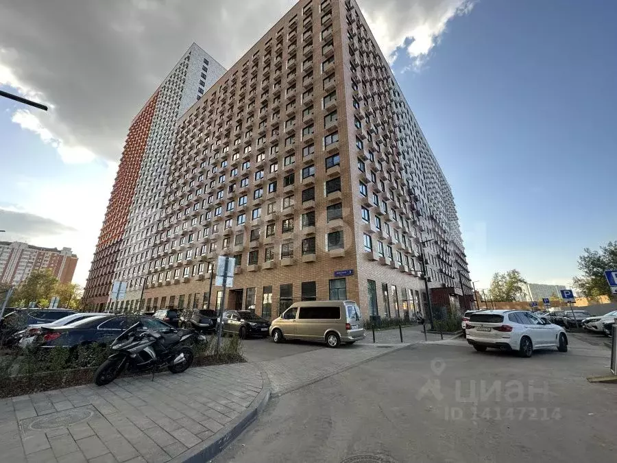 Торговая площадь в Москва Кольская ул., 8к2 (64 м) - Фото 1