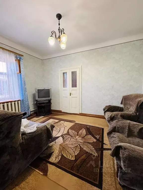 Дом в Крым, Симферополь ул. Гражданская, 103 (50 м) - Фото 1