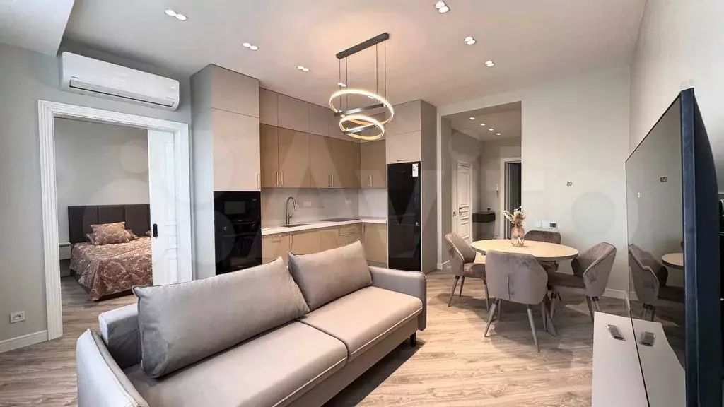2-к. квартира, 60 м, 12/20 эт. - Фото 0
