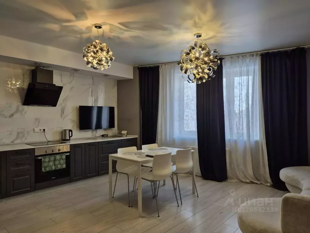 1-к кв. Челябинская область, Челябинск ул. Братьев Кашириных, 131а ... - Фото 1