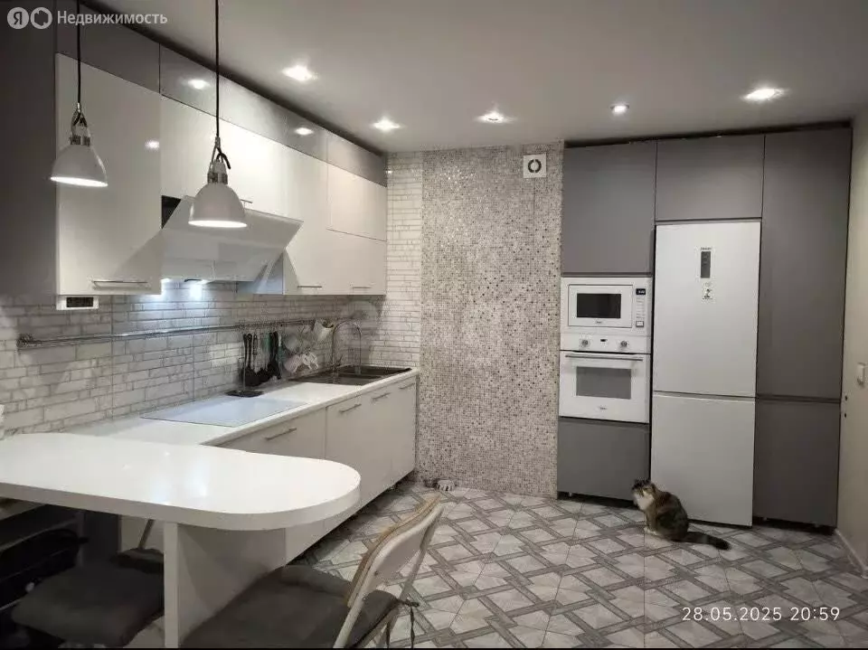 3-комнатная квартира: Чебоксары, улица Филиппа Лукина, 3 (85.3 м) - Фото 1