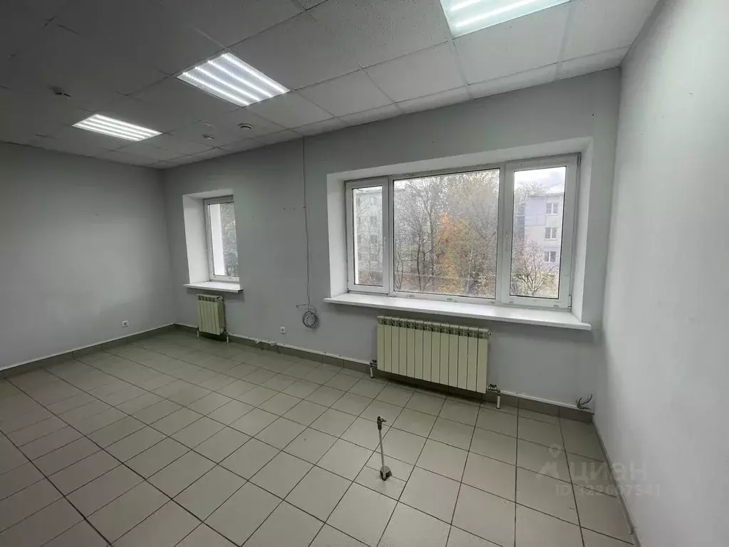 Помещение свободного назначения в Калужская область, Калуга ул. Труда, ... - Фото 1