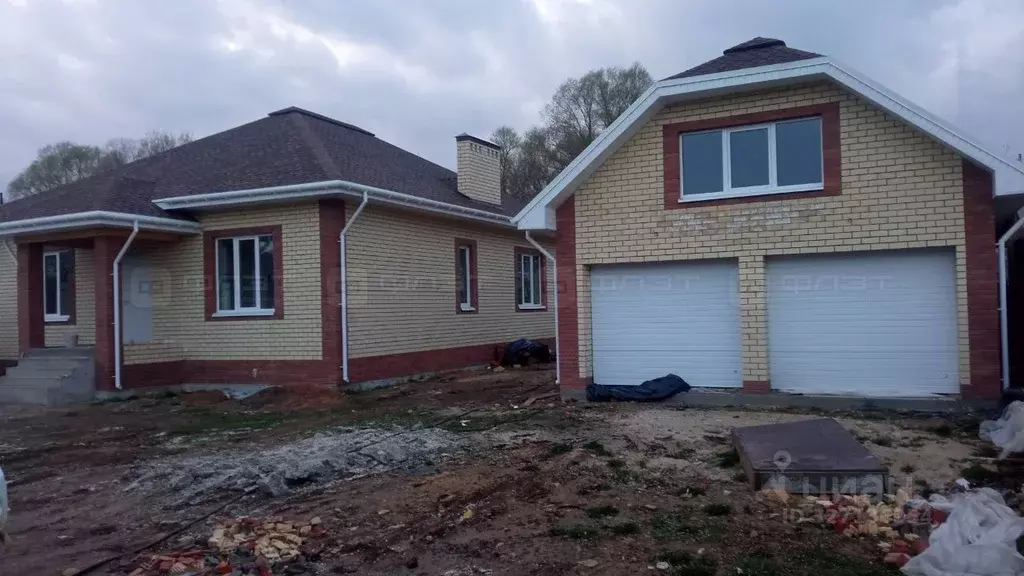 Дом в Татарстан, Казань ул. Галляма Мурзаханова, 17 (160 м) - Фото 1