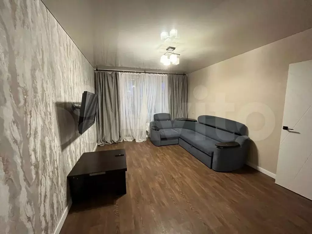 1-к. квартира, 38 м, 9/9 эт. - Фото 1