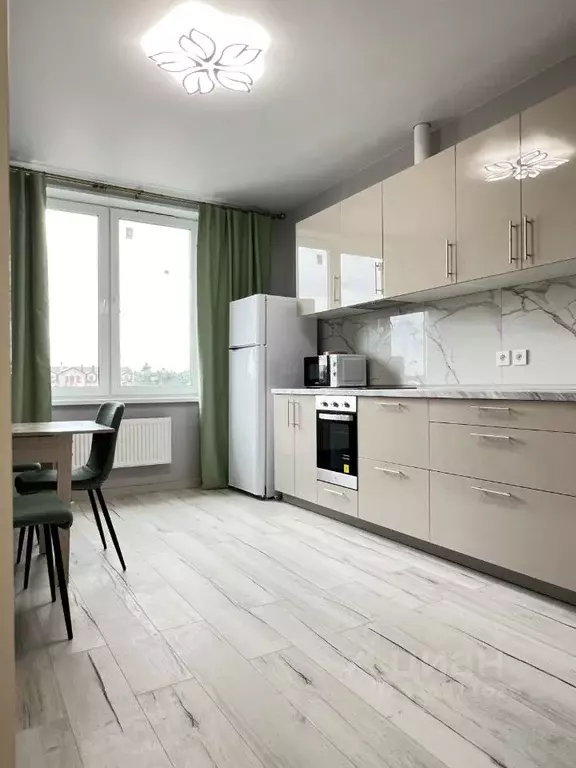 1-к кв. Москва Внуковское поселение, ул. Анны Ахматовой, 11к3 (33.7 м) - Фото 0