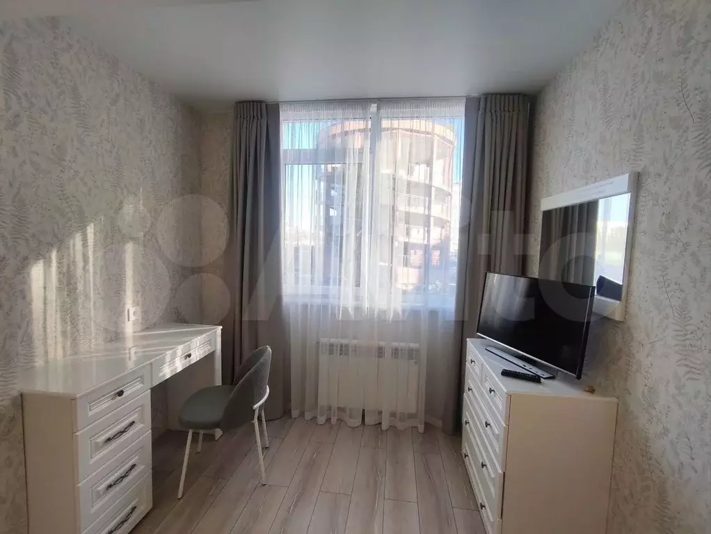 1-к. квартира, 48 м, 1/10 эт. - Фото 1