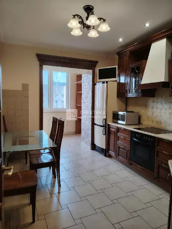 Продается 3-комнатная квартира - Фото 1