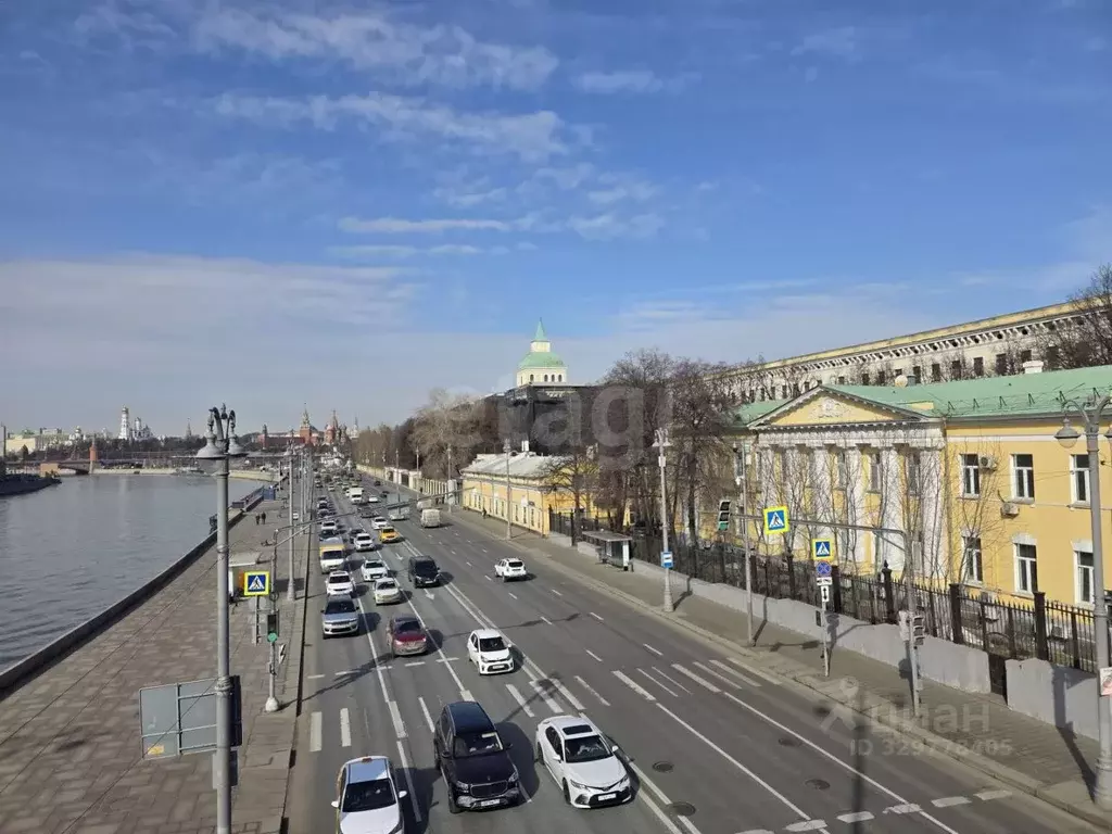 Помещение свободного назначения в Москва Москворецкая наб., 9с1 (245 ... - Фото 1