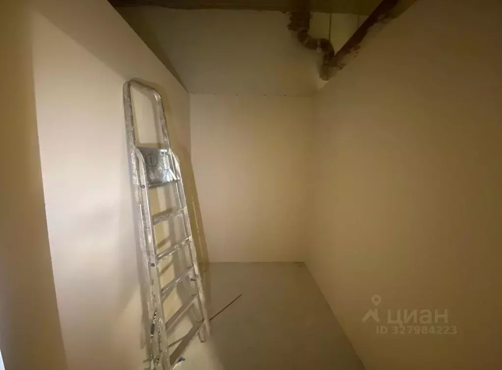 Гараж в Санкт-Петербург ул. Челюскина, 10 (5 м) - Фото 1