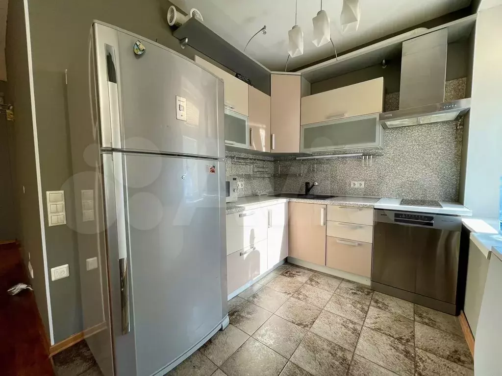 2-к. квартира, 64 м, 3/5 эт. - Фото 0