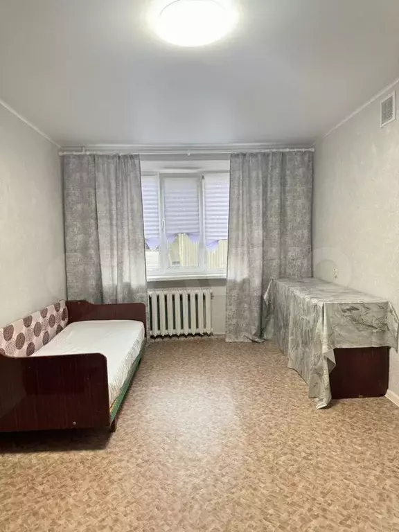 Комната 18 м в 1-к., 1/5 эт. - Фото 0