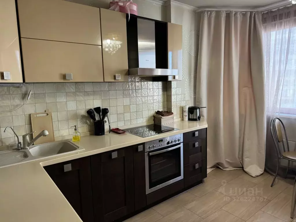 3-к кв. Московская область, Люберцы Красная Горка мкр, просп. ... - Фото 1