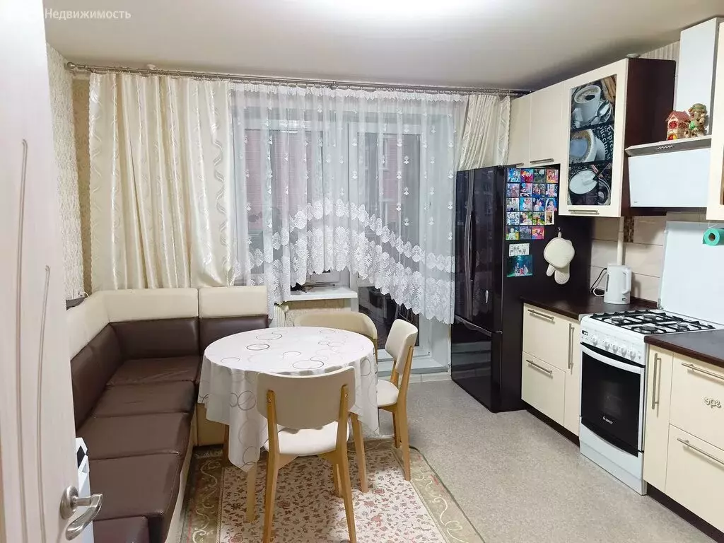 1-комнатная квартира: Чебоксары, улица Мичмана Павлова, 76 (49 м) - Фото 2