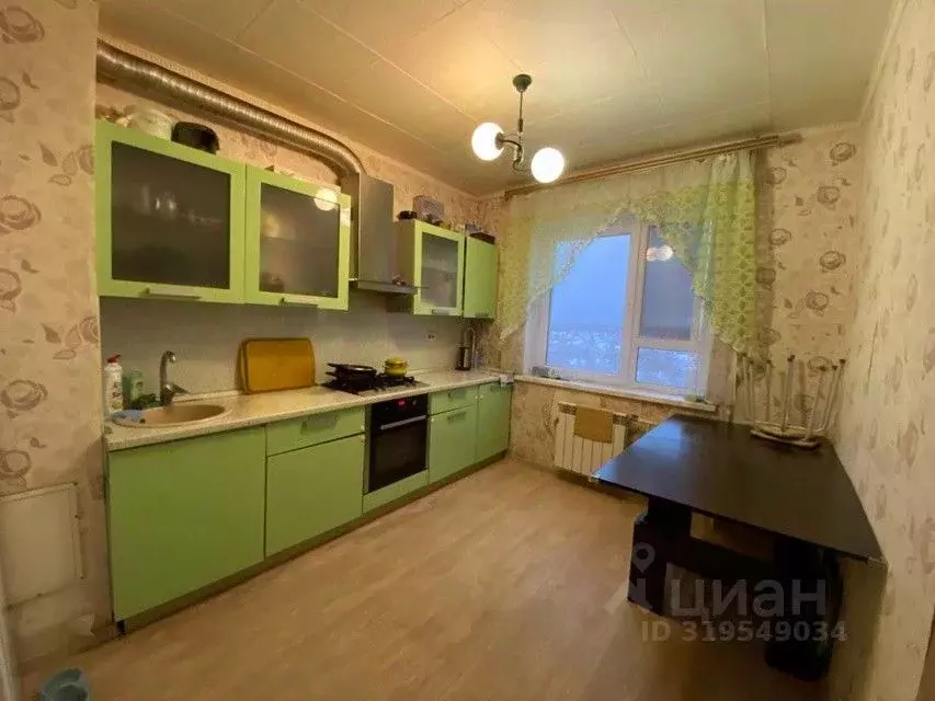 3-к кв. Саратовская область, Энгельс Транспортная ул., 66 (64.0 м) - Фото 0