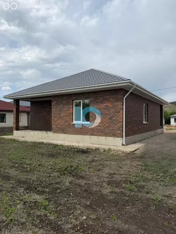 Дом в Октябрьский, Фабричная улица (142.8 м) - Фото 1