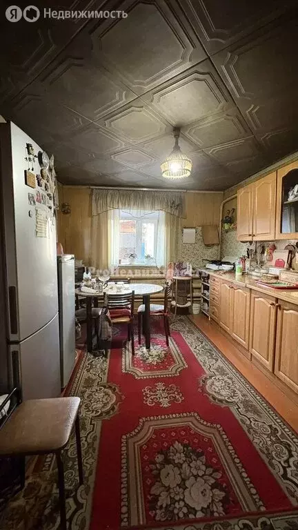 Дом в Кызыл, улица Карбышева (100 м) - Фото 1