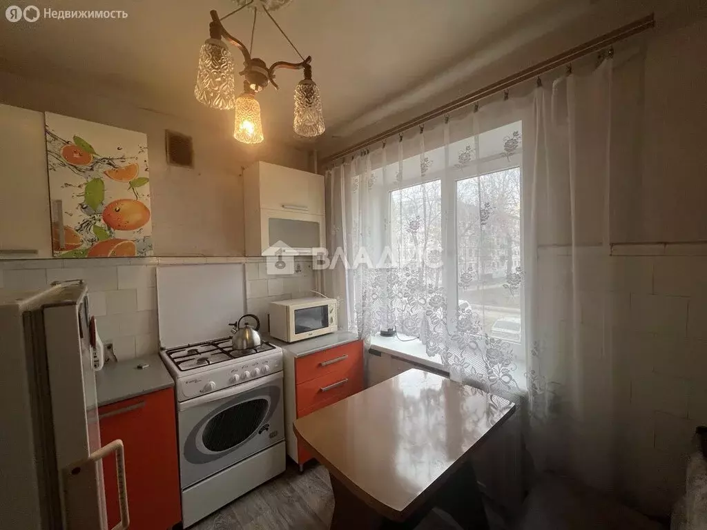 3-комнатная квартира: Балаково, Минская улица, 33 (45 м) - Фото 0