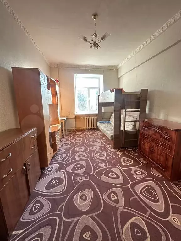 Комната 18 м в 9-к., 3/4 эт. - Фото 1