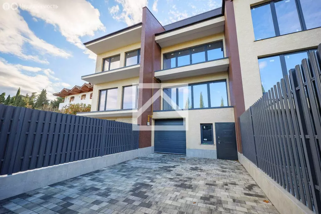 Дом в Массандра, шоссе Туристов, 1К (300 м) - Фото 1