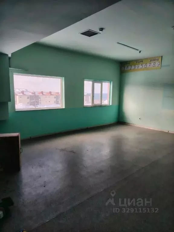 Помещение свободного назначения в Сахалинская область, Курильск ... - Фото 1