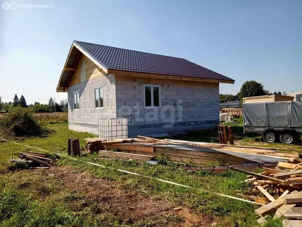 Дом в Тверская область, Калининский муниципальный округ, деревня ... - Фото 1