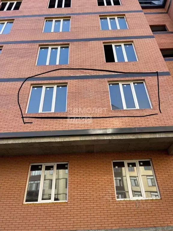 1-к кв. Дагестан, Буйнакск ул. Имама Гази-Магомеда, 8 (52.7 м) - Фото 0