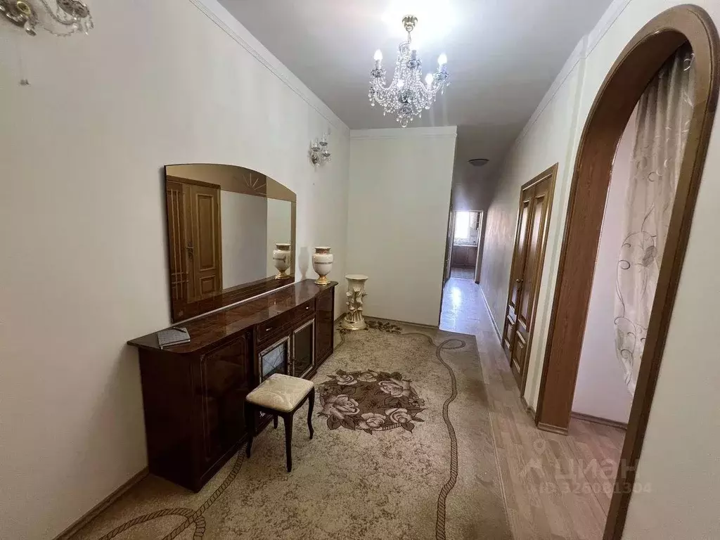 5-к кв. Кабардино-Балкария, Нальчик Пятигорская ул., 15 (200.0 м) - Фото 2