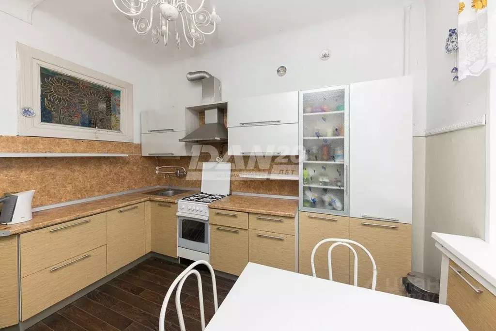 3-к кв. Челябинская область, Челябинск ул. Цвиллинга, 38 (92.5 м) - Фото 0