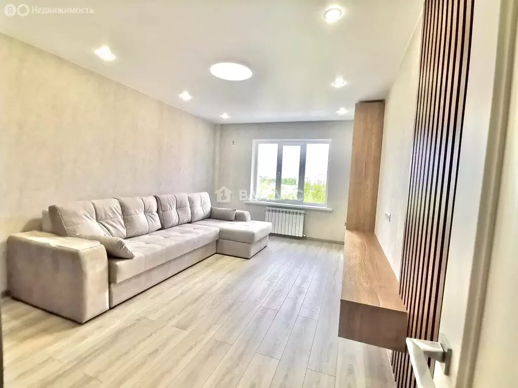 2-комнатная квартира: Смоленск, Кловская улица, 11А (65.8 м) - Фото 2