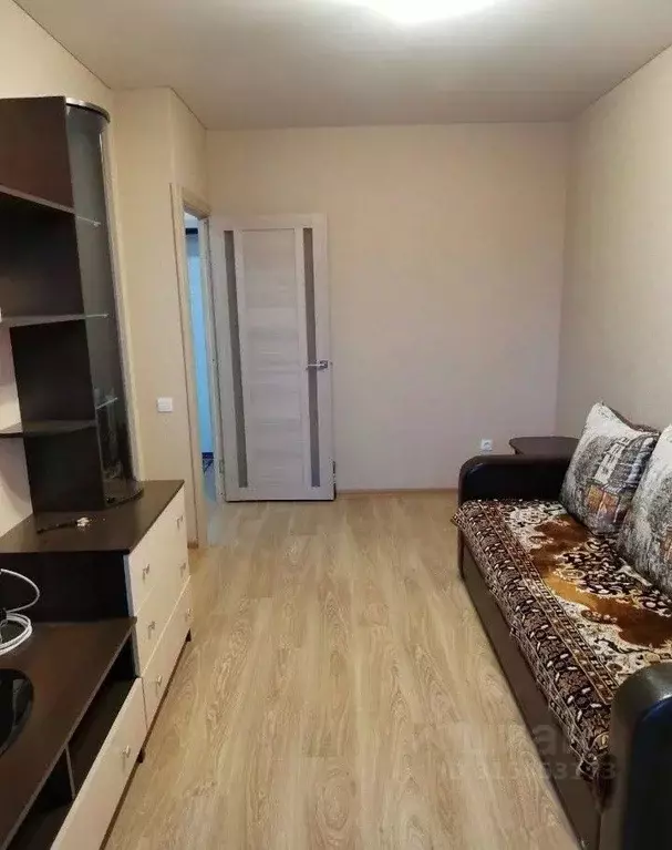1-к кв. Татарстан, Казань ул. Рауиса Гареева, 105 (35.0 м) - Фото 0