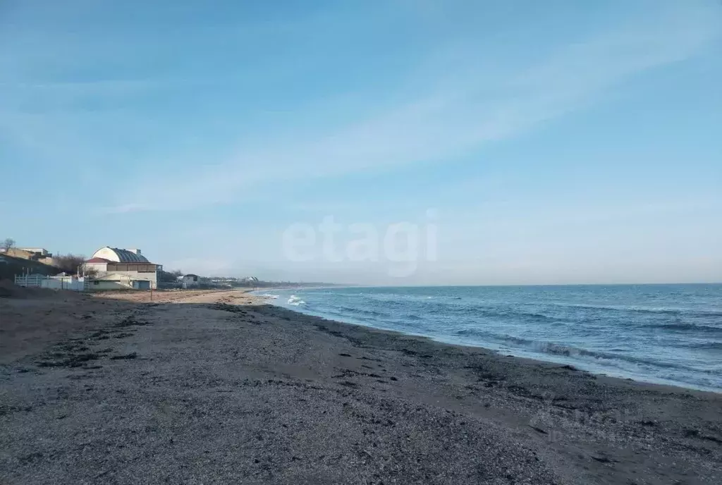 Участок в Крым, Ленинский район, Семисотское с/пос, с. Каменское ул. ... - Фото 2