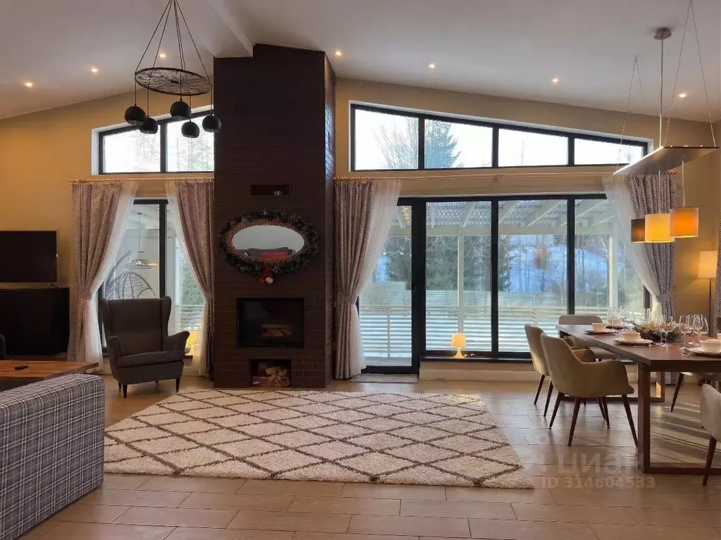 Дом в Ленинградская область, Всеволожский район, д. Юкки ул. Сосновая, ... - Фото 1