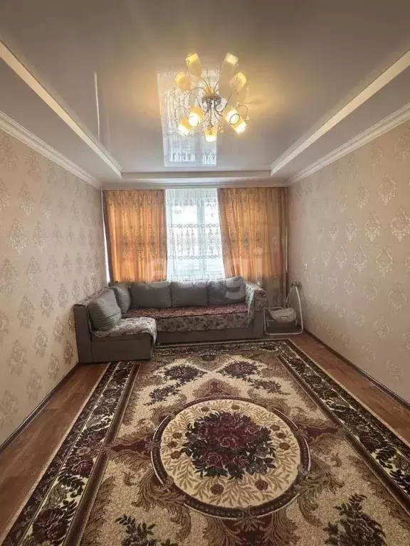 3-к кв. Ямало-Ненецкий АО, Новый Уренгой Ленинградский просп., 16 ... - Фото 0