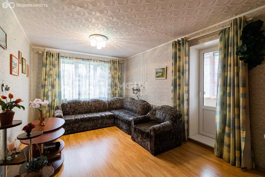 3-комнатная квартира: Петрозаводск, улица Ровио, 34 (70.6 м) - Фото 0
