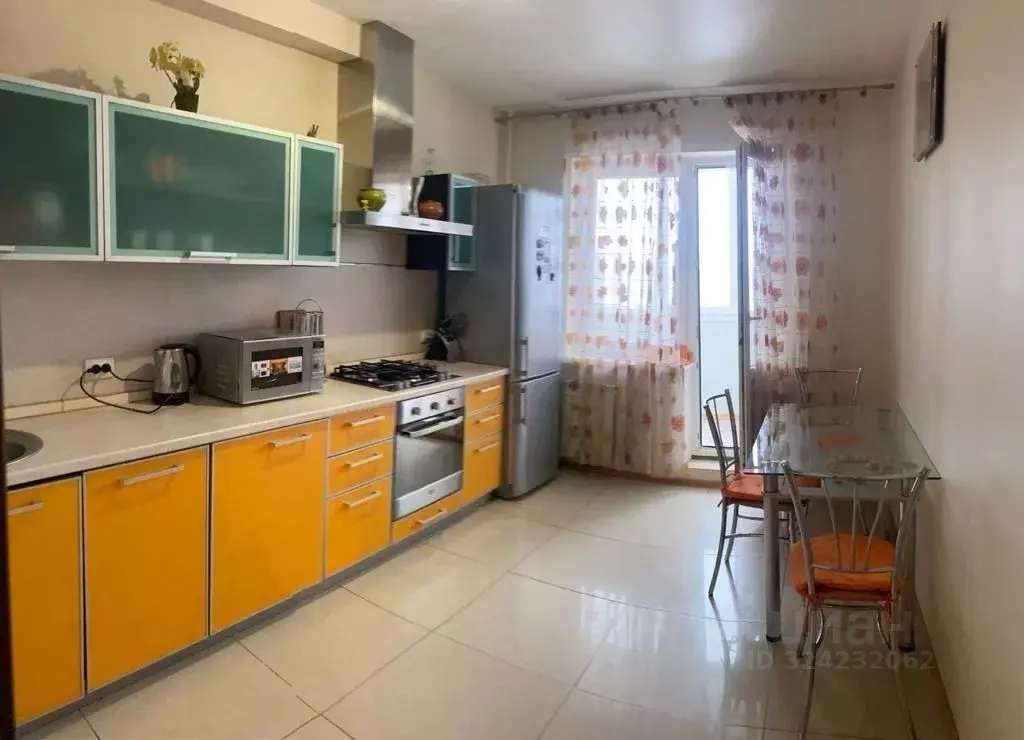 2-к кв. Липецкая область, Липецк бул. Имени Павла Шубина, 13 (80.0 м) - Фото 2