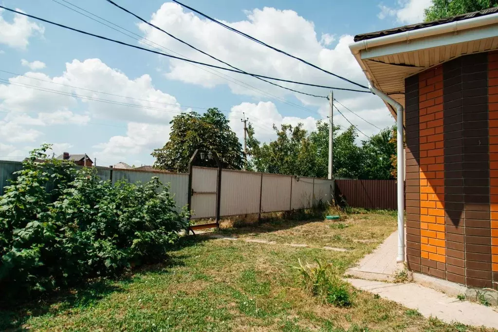 Дом в Ростовская область, Волгодонск Индустриальная ул., 44/1 (113 м) - Фото 1