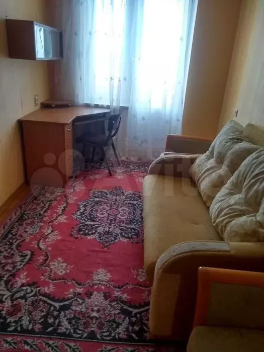 Комната 15 м в 3-к., 4/9 эт. - Фото 0