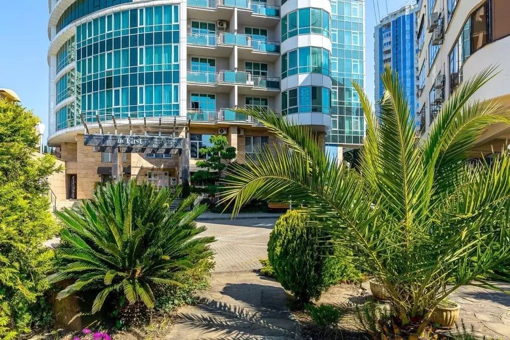 2-к кв. Краснодарский край, Сочи Светлана мкр, ул. Гагринская, 10 ... - Фото 0