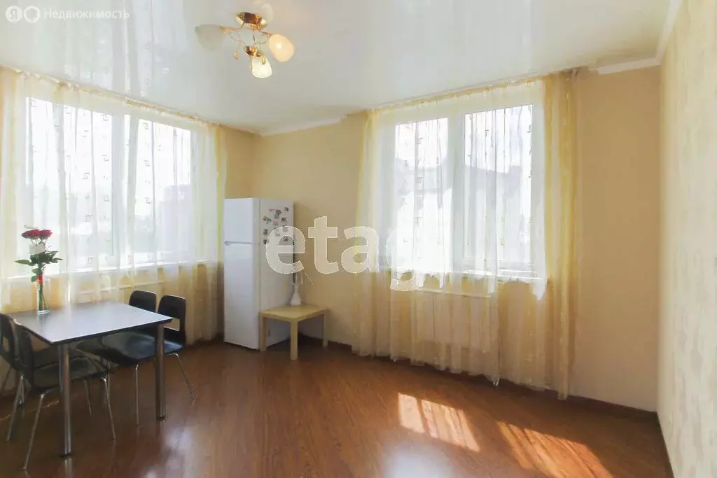 1-комнатная квартира: Тюмень, улица Водников, 5 (48.9 м) - Фото 0