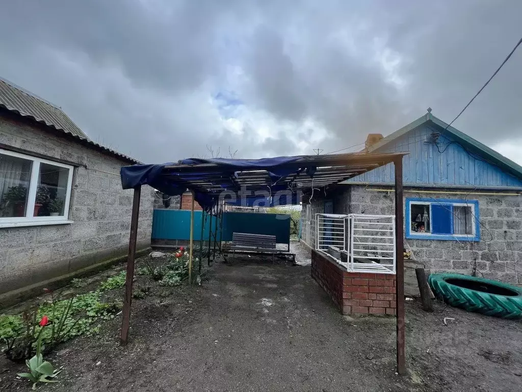 Дом в Краснодарский край, Щербиновское с/пос, пос. Щербиновский ул. ... - Фото 2