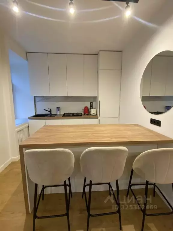 1-к кв. Москва Малая Пироговская ул., 11 (63.8 м) - Фото 0