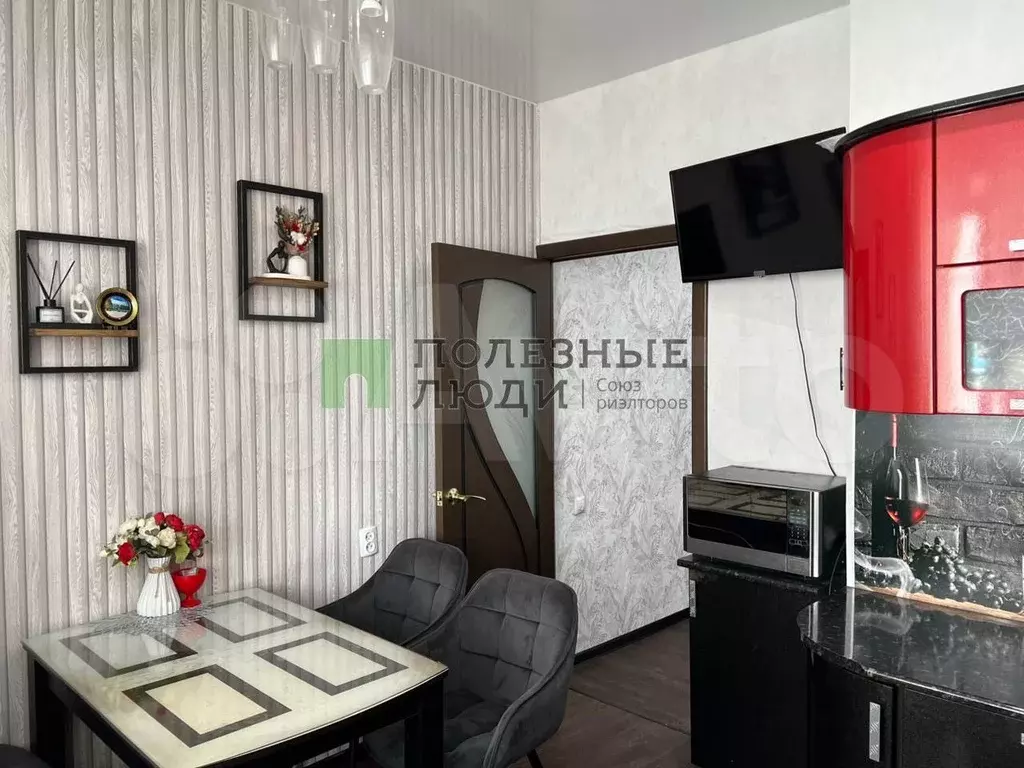 2-к. квартира, 58 м, 3/9 эт. - Фото 1