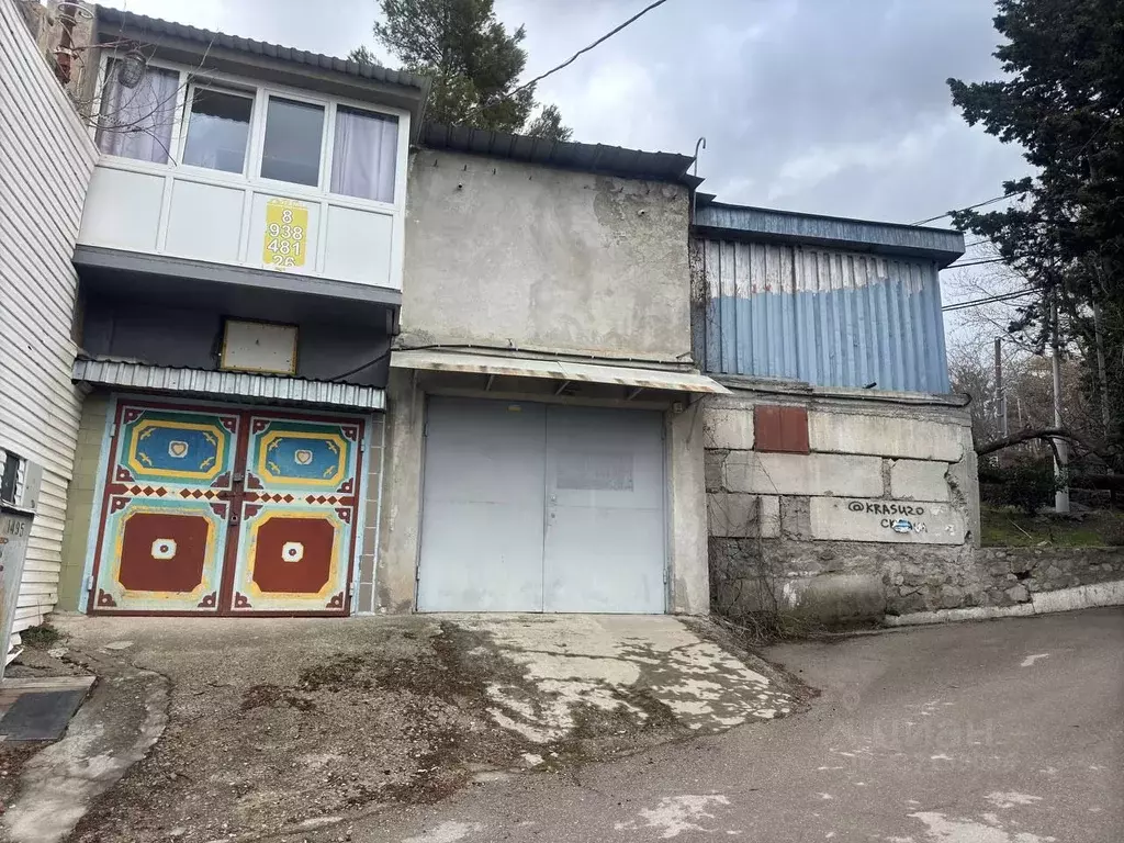 Гараж в Крым, Ялта городской округ, Массандра пгт ул. 16 Апреля 1944 ... - Фото 0