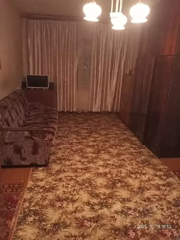 1-к кв. Вологодская область, Череповец просп. Победы, 172 (32.6 м) - Фото 1