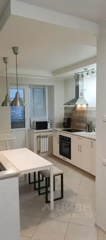 Студия Саратовская область, Саратов ул. Имени Г.К. Орджоникидзе, 42А ... - Фото 1