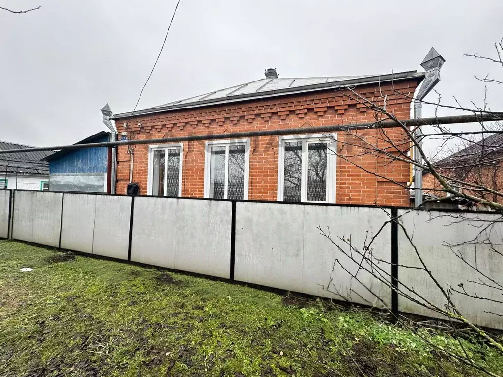 Дом в Адыгея, Майкоп городской округ, Ханская ст-ца ул. Веселая (68 м) - Фото 1