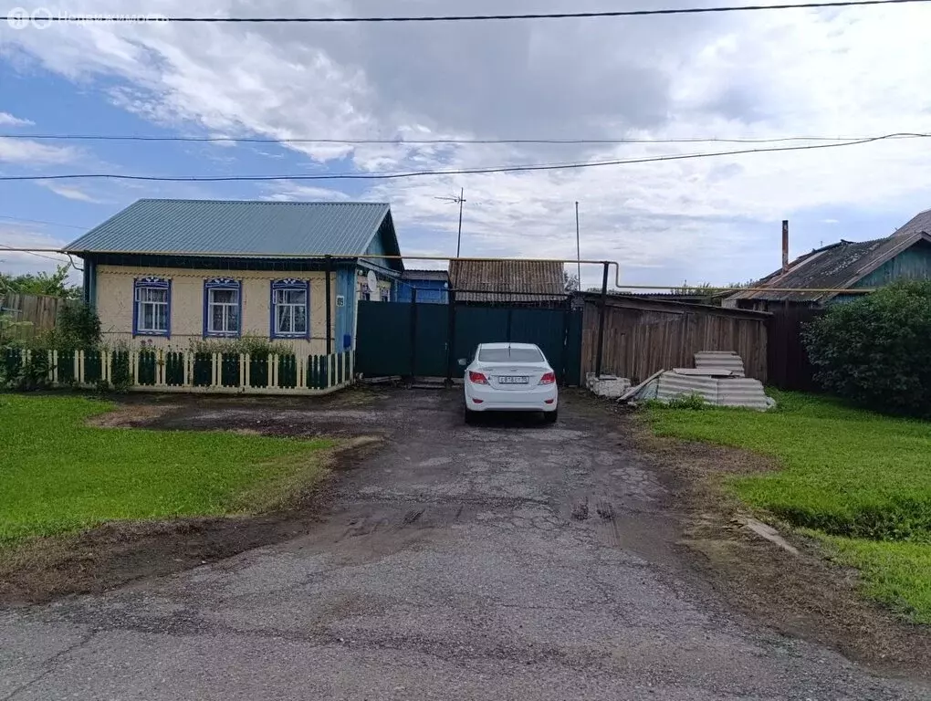 Дом в Тюкалинск, Октябрьская улица (35.6 м) - Фото 1