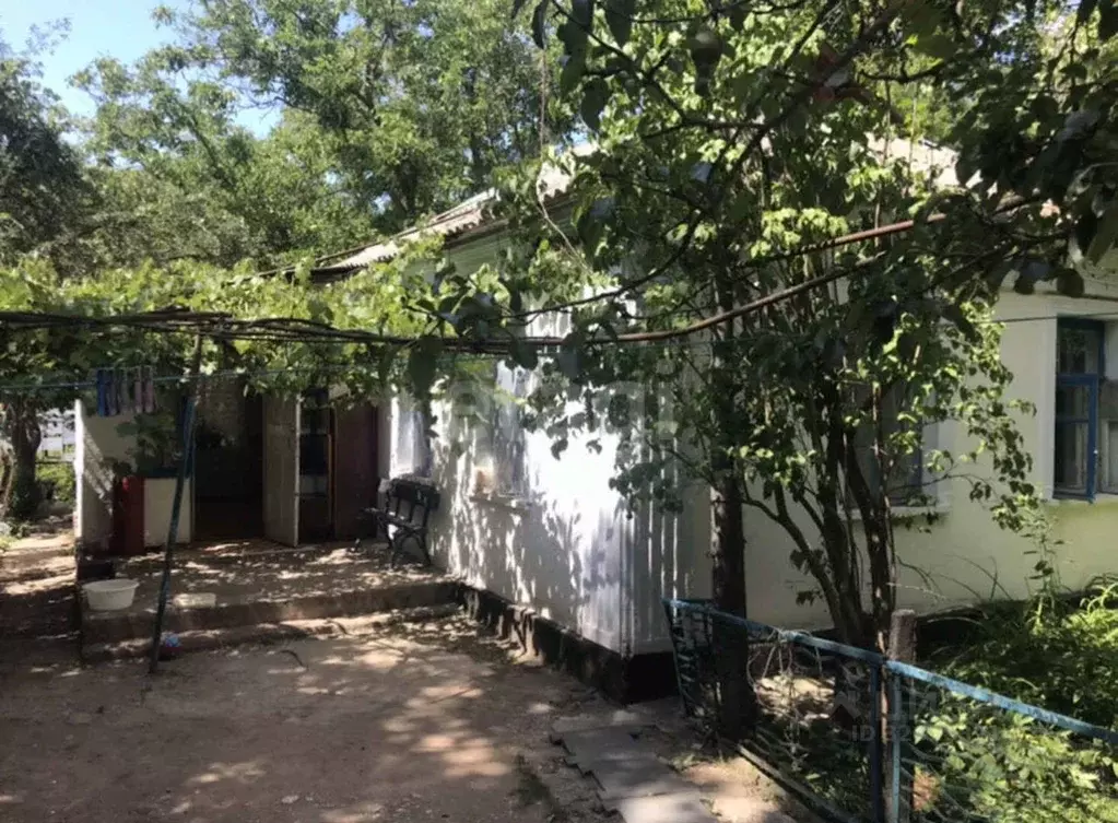 Дом в Крым, Симферопольский район, Добровское с/пос, с. Краснолесье ... - Фото 2