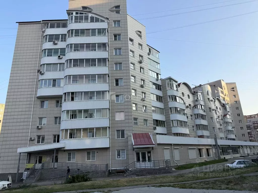 2-к кв. Алтайский край, Барнаул ул. Папанинцев, 119 (57.6 м) - Фото 1