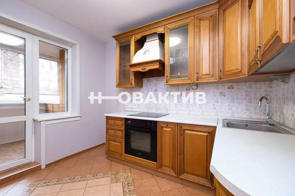 3-к кв. Новосибирская область, Новосибирск Горский мкр, 5 (69.2 м) - Фото 0